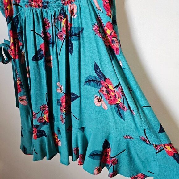 EUC LIKE NEW EXPRESS FLORAL FAUX WRAP SPAGHETTI STRAP SHORT DRESS SZ LARGE - Picture 7 of 13